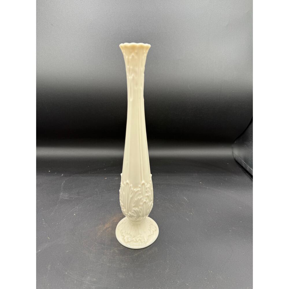 Lenox Classic Ivory Florentine Porcelain Bud Vase with Acanthus Leaf Embossed
